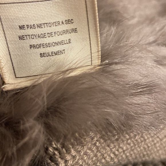 June rabbit fur button front vest size medium - Picture 8 of 8